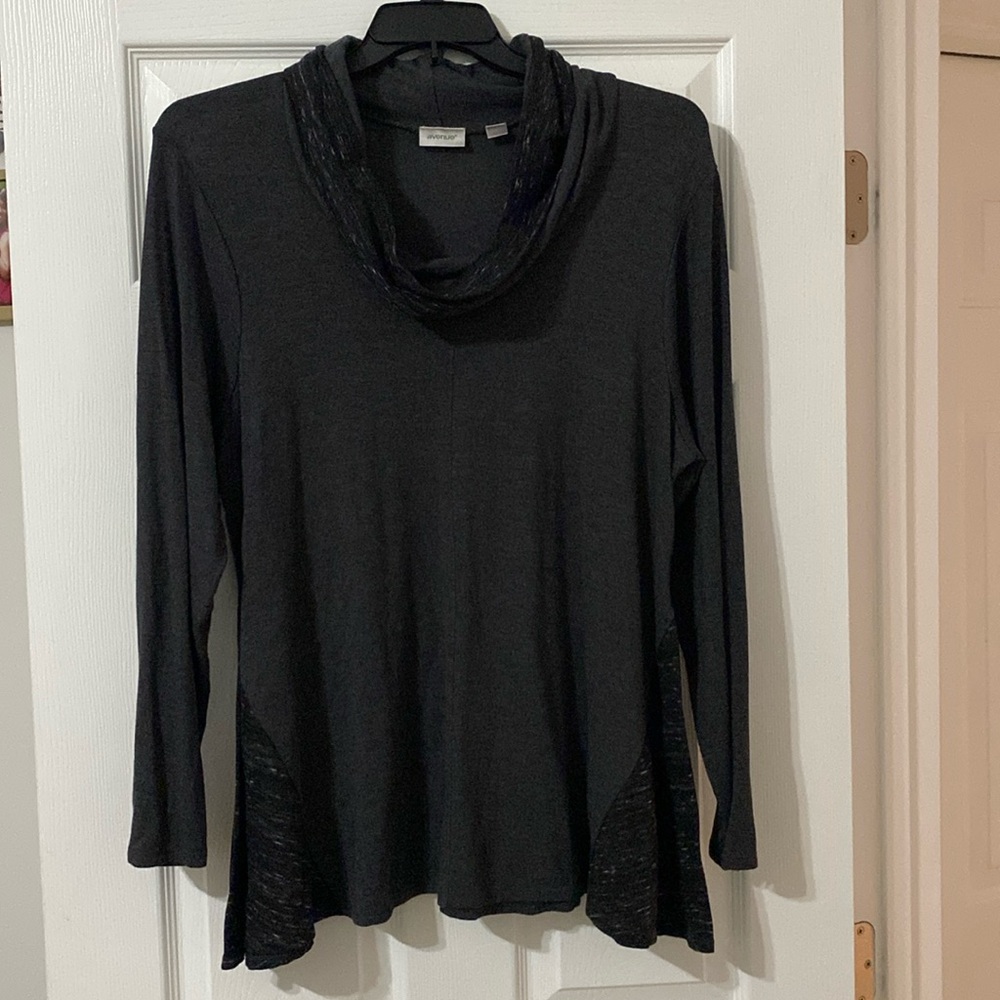 Women’s Avenue Sweater